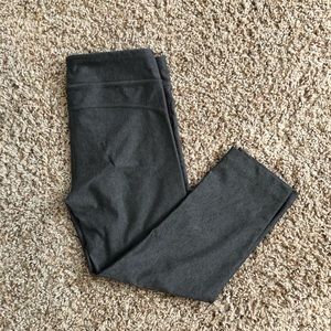 Under Armour cropped leggings